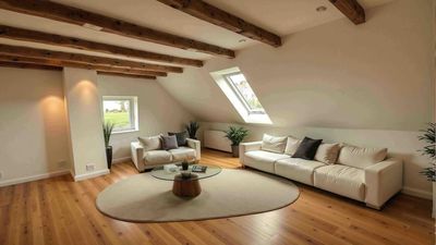 Schöne Wohnung mit Balkon in direkter Nähe zur U1-Bahn und EKZ