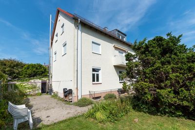 AIGNER - Gepflegtes, attraktives 3-Familienhaus in Pasing - teilmodernisiert mit großem Garten
