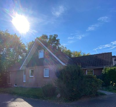 EFH mit 7 Zimmern, Einliegerwohnung, EBK + Garage