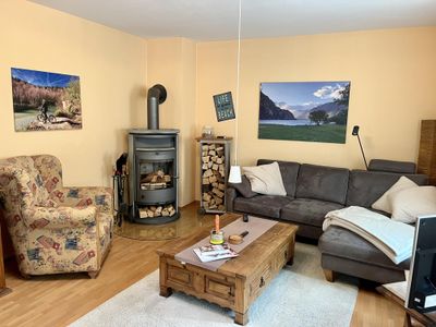 Zwei wunderschöne Doppelhaushälften, ein Preis. Mehrgenerationsprojekt? Leben und Arbeiten? Passt!