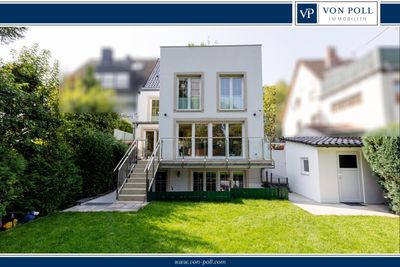 Modernes Stadthaus mit großem Garten