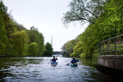WG-fähig & direkt am Wasser: Hamburg pur auf 300m (Wasser, Grün, U-Bahn, Discounter etc.)