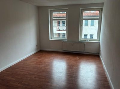 Helle 2-Zimmer Wohnung in der GutsMuths-Str. zur Miete