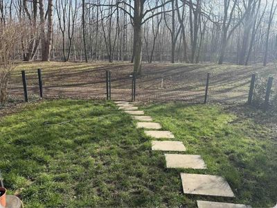Stilvolle, sanierte 2-Zimmer-Gartenwohnung mit Terrasse in Moosach