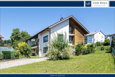 Freiraum und Vielfalt: Einfamilienhaus mit Einliegerwohnung und Garten