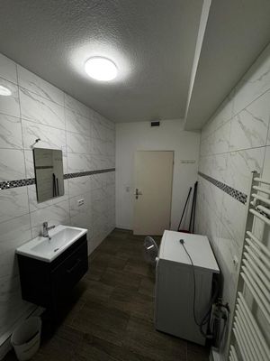 Große 5-Zimmer-Wohnung / Etage in zentraler Lage von Bremen – WG