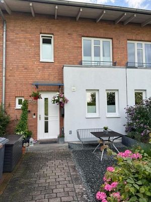 Reihenhaus mit Eigenland mit Kfz-Stellplatz Herrnburg