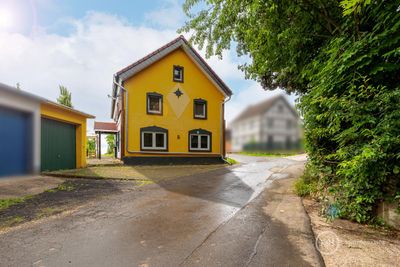 MANNELLA *Historisches Fachwerkhaus trifft modernen Wohnkomfort* Landleben in idyllischer Lage.