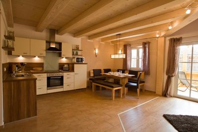 Zweitwohnsitz/ Schöne, helle, vollmöblierte 104 qm Wohnung zu vermieten