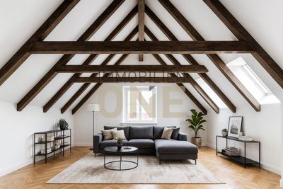 Sanierungsbedürftiges Wohn- und Geschäftshaus mit großem Entwicklungspotential