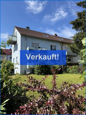 Radolfzell-gepflegtes Reihen-Eckhaus mit 3 Wohnungen und 4 Garagen - Renoviert, gute Rendite!