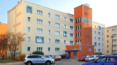 Moderne und voll ausgestattete Praxisfläche