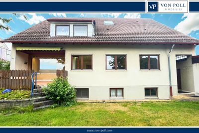 Helle EG-Wohnung mit großzügigem Wohnbereich und Balkonzugang in ruhiger stadtnaher Lage