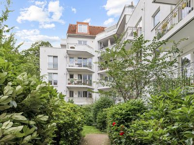 Kapitalanlage: 3-Zimmer-Wohnung mit gehobener Innenausstattung + TG-Stellplatz in Hamburg-Bahrenfeld