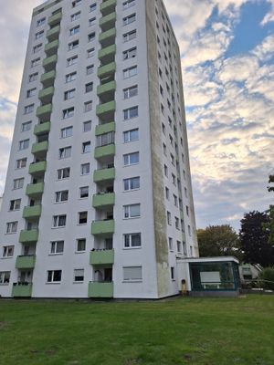 Gemütliche Wohnung in der 4. Etage; 23560 HL- Moisling