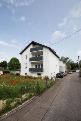Helle 2-Zimmer-Wohnung mit Balkon über den Dächern Göppingens – sofort bezugsfrei!