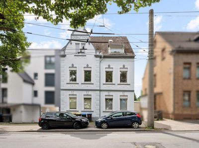 Kapitalanleger aufgepasst: Attraktives Mehrfamilienhaus mit Lagerfläche in guter Lage von Solingen