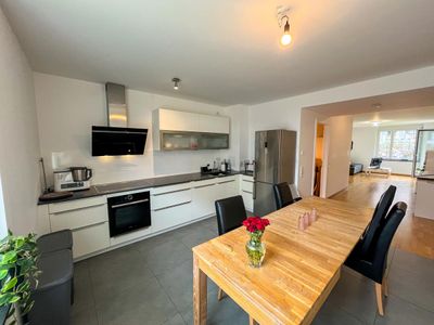 Wohnen im beliebten FR-Güterbahnhofareal! 
3-Zimmer-EG-Wohnung mit großer Terrasse und Garten