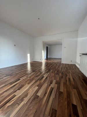 Ruhige Oase mitten im Zentrum - charmante 3-ZKB-Wohnung im Zentrum von Dreieichenhain