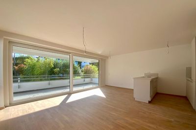 Exklusive 2-Zimmer-Neubauwohnung mit EBK und Süd-Balkon