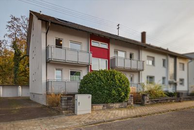 Sofort bezugsfrei! 2 Wohnungen im Paket mit Garage und Hobbyraum