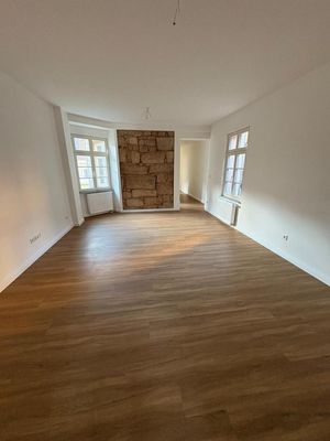 Attraktive 4-Zimmer-Wohnung in Fürth – frisch renoviert & energetisch saniert!