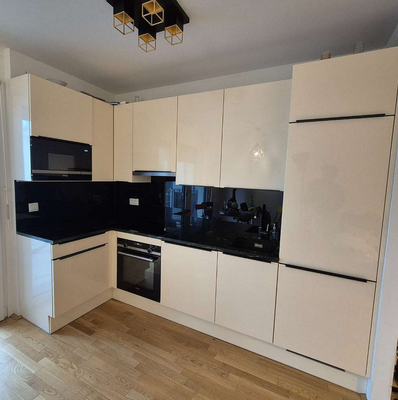 Ansprechende und modernisierte 2-Raum-Wohnung mit Balkon und EBK in Murrhardt