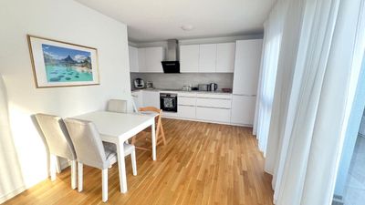 Zentrumsnah und Modern - 3 Zimmer Neubau Wohnung mit Balkon