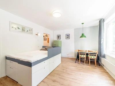 direkt einziehen - ruhig, hell mit durchdachtem Raumkonzept im besten Eimsbüttel