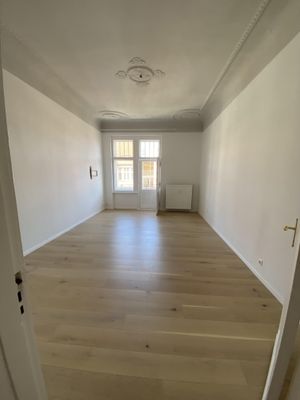 Helle Altbauwohnung mit Charme!