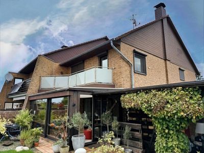 Tolle Lage in Hohenhameln: Gepflegte Doppelhaushälfte mit Wintergarten und Sauna