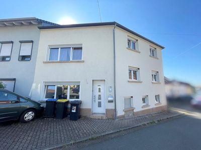 Einfamilienhaus in guter Lage von Schwalbach-Elm ohne Garten