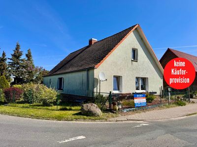 HORN IMMOBILIEN++ RESERVIERT++Einfamiliehaus mit Nebengebäude in Fahrenwalde, nur 9 km bis Pasewalk