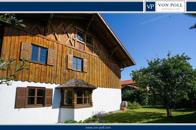 Doppelhaushälfte im bayerischen Landhausstil