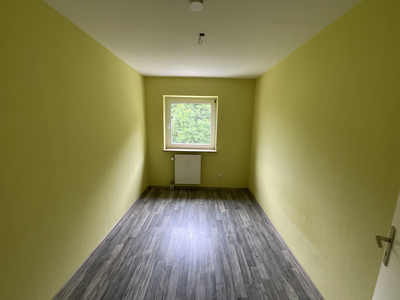 Schöne 3-ZKB-Wohnung mit Balkon