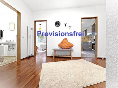 * Leer und provisionsfrei * 3-Zi.-Wohnung * EBK * Stellplatz
