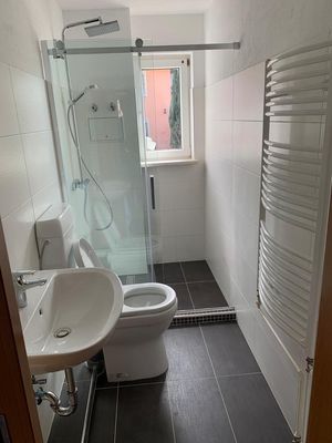 Wunderschöne 3-Raum-Wohnung mit Wintergarten und begehbarer Dusche