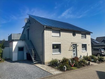 Einfamilienhaus mit vermieteter Einliegerwohnung