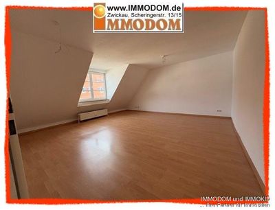 2-Zimmer-Wohnung in Zwickau im Dachgeschoss und mit Personenaufzug