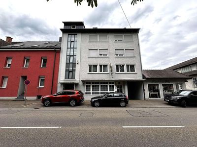 4-Zimmer-Wohnung * 107 qm mit Einbauküche * Keller * Einzelgarage * Bj. 1970 * Am Stadtpark * Lahr