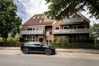 Gut aufgeteilte Dreizimmerwohnung mit Süd-Terrasse und Tiefgaragenstellplatz