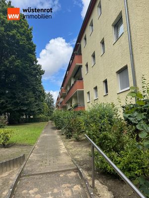Attraktive 1-Zimmer Wohnung mit schönem Grünblick vom Balkon in gesuchter Lage von Marienfelde