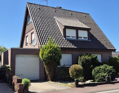 2-Familienhaus, 189m², Baujahr 1955 - Kernrenovierung mit Anbau in 1984