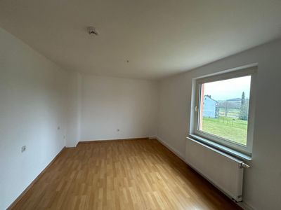Gemütliche 4-Zimmer-Wohnung in Brunnenthal (Köditz) mit 2 Bädern - ca. 92 m² - sofort bezugsfrei