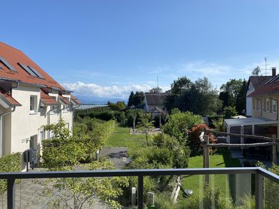 Sonnige 3,5 Zimmer Wohnung mit Sicht auf See und Alpen