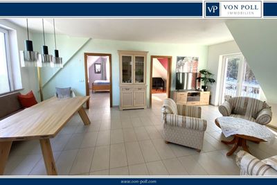 Vollmöblierte, hochwertige DG-Wohnung mit traumhaftem Weitblick, naturnaher Lage und guter Anbindung