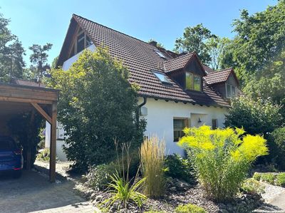 Viel Platz, viel Grün, viel Ruhe – charmante Doppelhaushälfte!