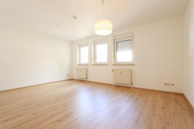 Ansprechendes 1,5-Zi-Appartement mit EBK und Stellplatz – sofort frei!