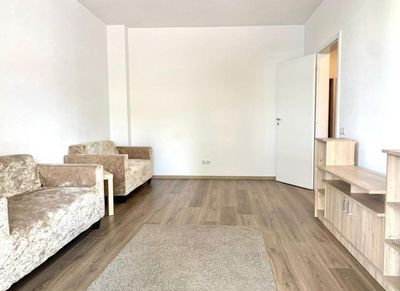 Frisch möblierte 2-Zimmer Wohnung mit großem Balkon und EBK