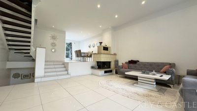 Reihenmittelhaus mit Garten und Carport und Garage in Heiligensee